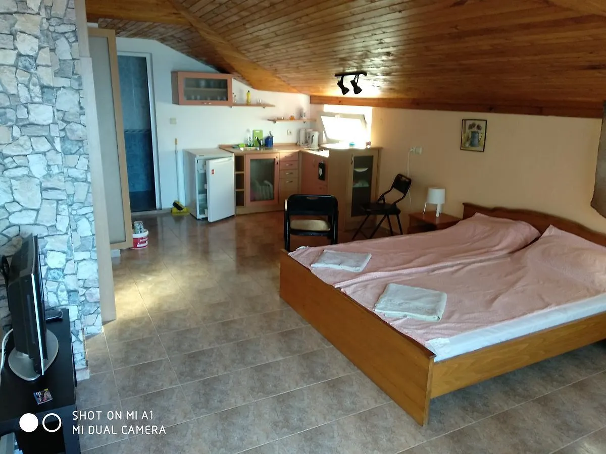 Sea Sunrise- Sozopol Apartment